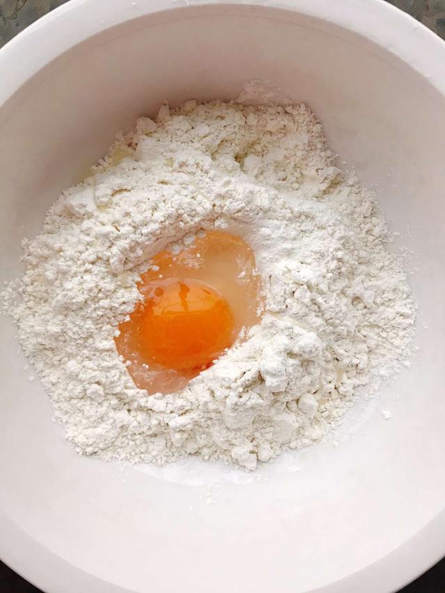 家常三鲜疙瘩汤的做法，下班回家自己动手做个爱心牌三鲜疙瘩汤