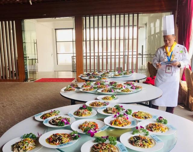 南宁华侨职业技术学校，广西南宁华侨学校里面有什么专业（2020年福瑞祥粤系桂系中餐烹饪招生宣传）