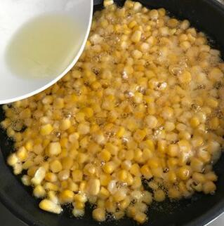 图片[6]-【玉米烙】做法步骤图 酥脆香甜 小孩特别喜欢吃！-起舞食谱网