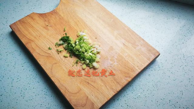 驴蹄子面的做法，驴蹄子面和面做法（做法简单一看就会）