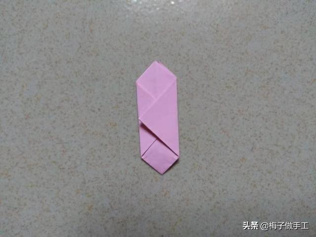 古代纸鞋子的折法，古代纸鞋子的折法视频（漂亮的平底女鞋子怎么折）