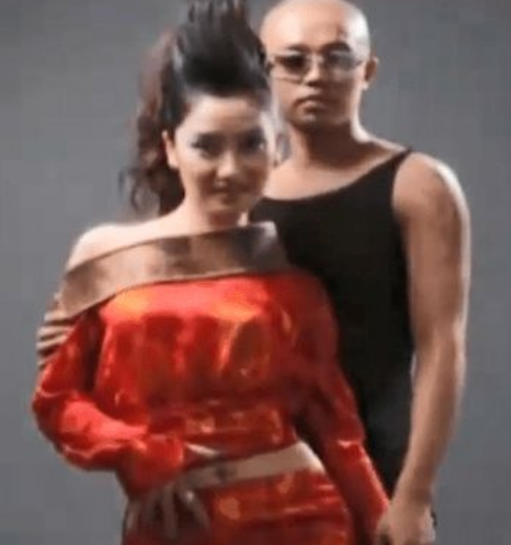 揭秘凤凰传奇“真实关系”：玲花结婚曾毅大哭，曾毅结婚玲花大醉