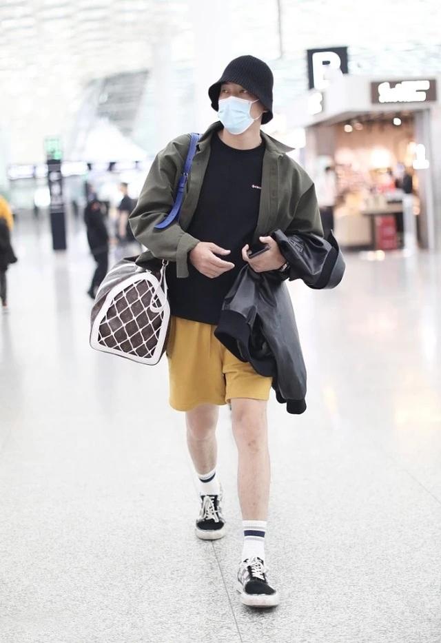 张亮身高体重，张亮真实身高体重（188cm大长腿更抢镜）