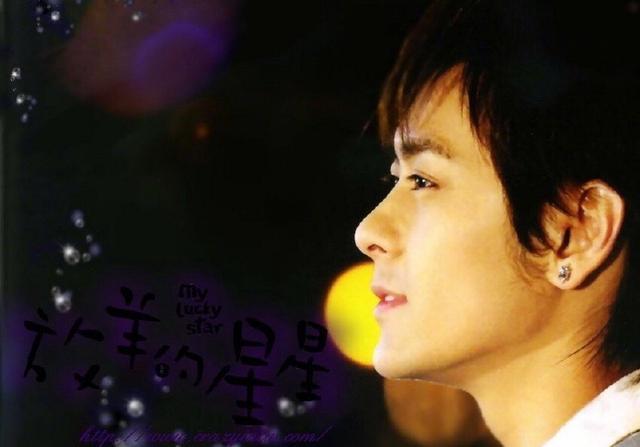 就让我留在轮回的边缘等一道光线什么歌，就让我留在轮回的边缘等一道光线歌词（《放羊的星星》将翻拍）