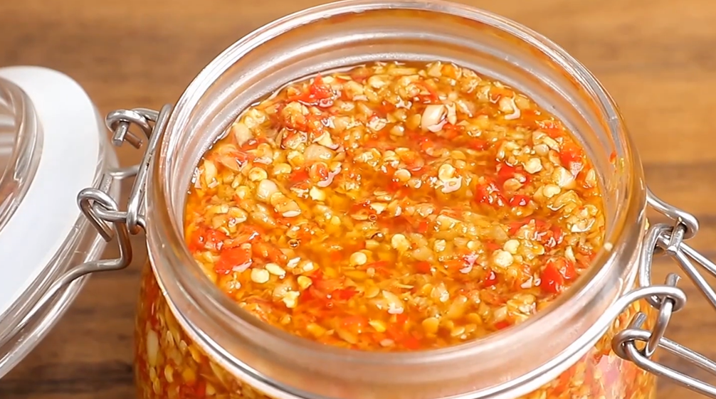 【蒜蓉辣酱】做法步骤图 配方做法告诉你-起舞食谱网