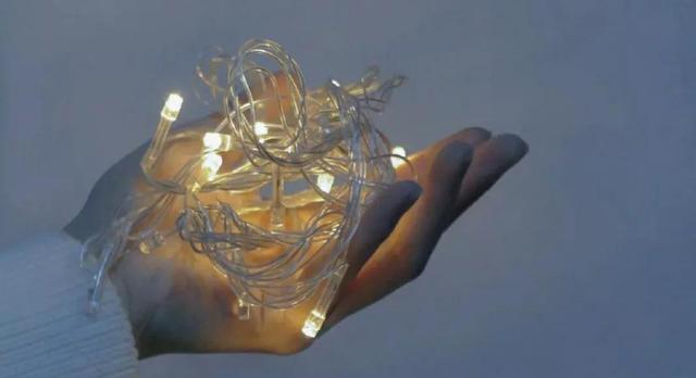 温柔到爆的神仙作文开头结尾，温柔到爆的神仙作文开头结尾加题目（学霸都在用的神仙作文开头✨）