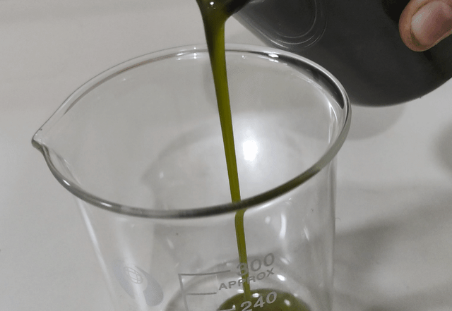 如何在家自己做艾草膏，教你制作无添加艾草薄荷膏
