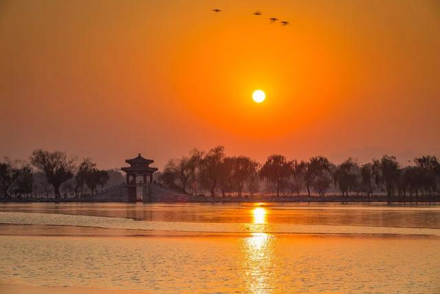 表达爱国之情的古诗,表达爱国之情的古诗词(99句经典爱国诗词) 表达爱国之情的古诗,表达爱国之情的古诗词(99句经典爱国诗词)