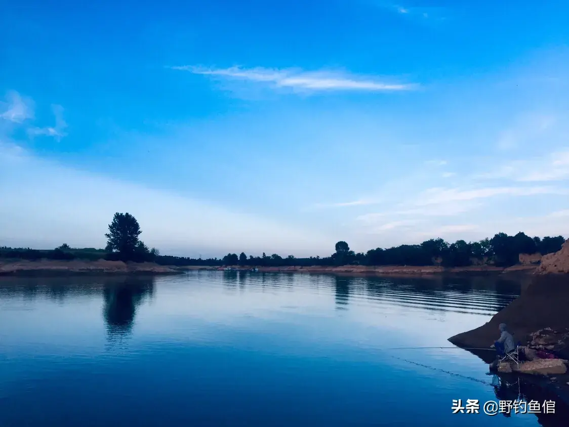 三十载野钓精髓：三招秘技让鱼儿频频上钩，轻松提升爆护成功率