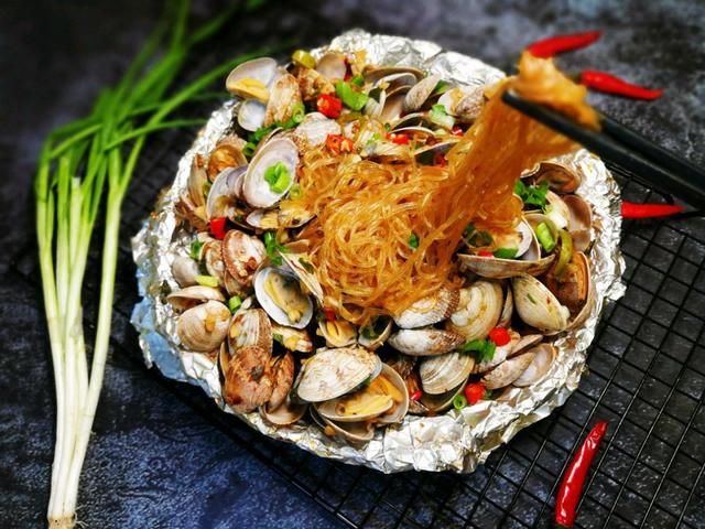 花甲粉是什么粉做的，做花甲粉的粉是什么粉（营养美汤与花甲结合）