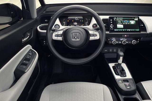 飞度国6车什么时候上市，飞度国六版车型什么时候上市（8万块的“本田超跑”国六的全新飞度终于来了）