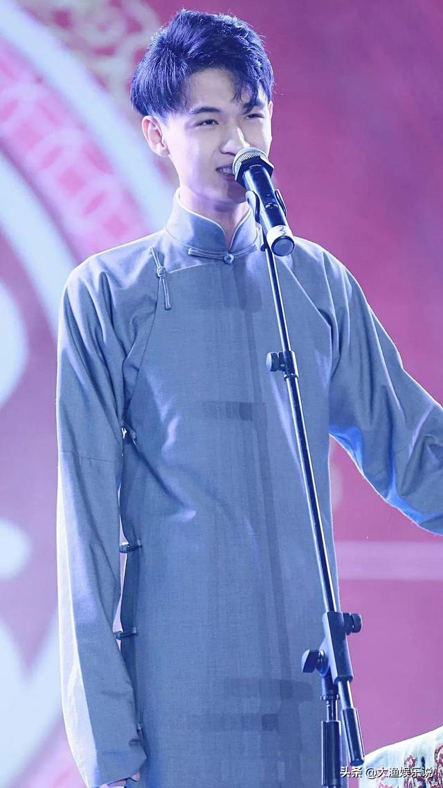 德云社女粉丝很贱，郭德纲柳岩（一人身高辈分双夺冠）