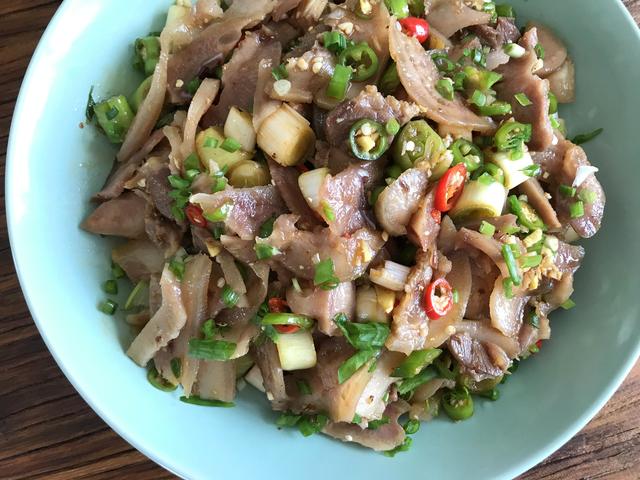 凉拌猪头肉的做法及配料，凉拌猪头肉的做法（四川最受欢迎的凉拌家常菜）