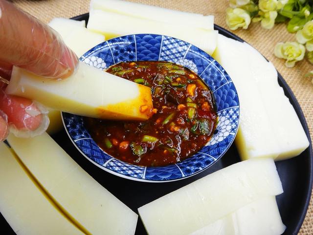 凉粉怎么吃，怎么办凉粉才好吃（看看你喜欢哪一种吃法）