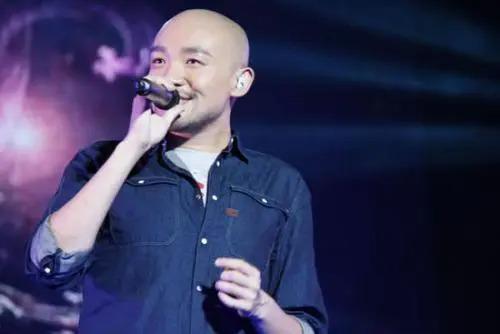 到不了 李代沫，到不了李代沫歌词（“光头小生”李代沫的“堕落史”）