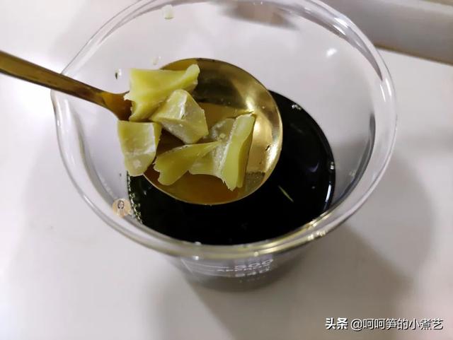 如何在家自己做艾草膏，教你制作无添加艾草薄荷膏