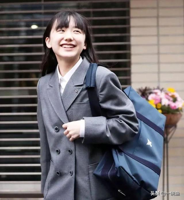 甜甜的芦田爱菜萌娃头像/可爱吧唧可爱吧唧微信，甜甜的芦田爱菜萌娃头像/可爱吧唧可爱吧唧，好想带回家（被称为“日本最萌童星”的她）