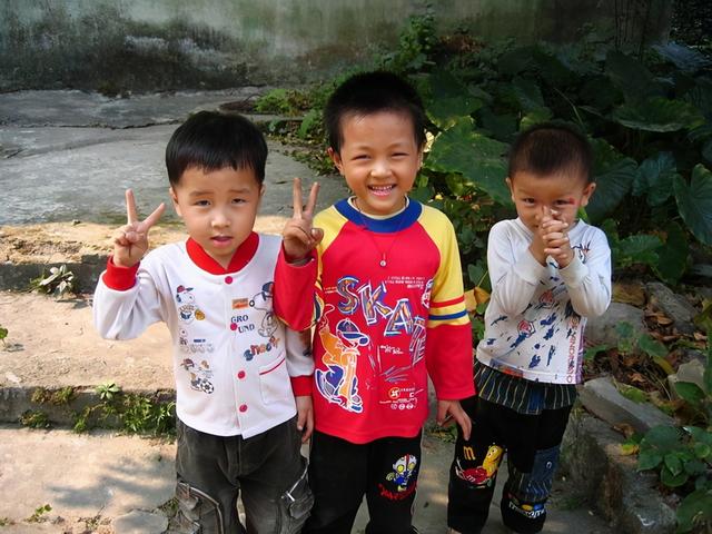 广东佛山瓷砖价格，广东佛山瓷砖价格多少钱（寻访古村落之旅：2005）