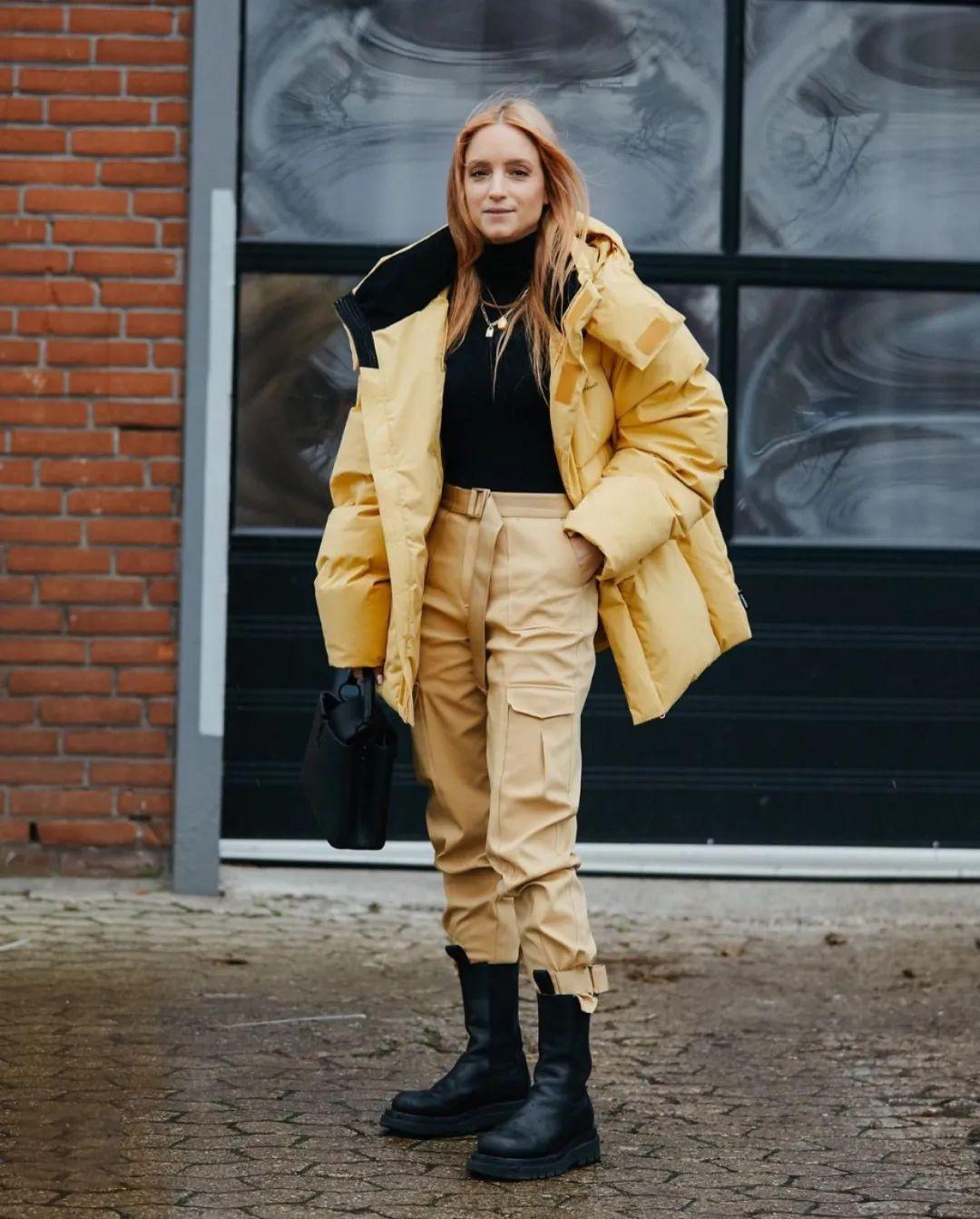 云南少数民族服饰，云南各民族的服饰（体育生羽绒服火了）