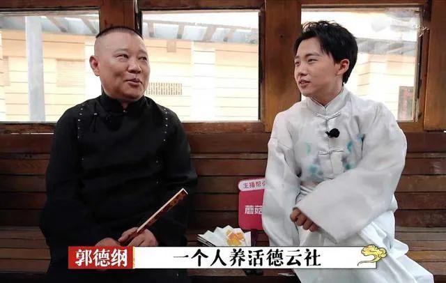 瞧这一家子大结局，瞧这一家子剧情介绍（顶着嘘声拼命、父亲去世才暴露身份）
