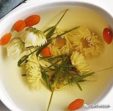 胎菊和枸杞泡茶的功效正确喝法，胎菊枸杞茶的功效有什么