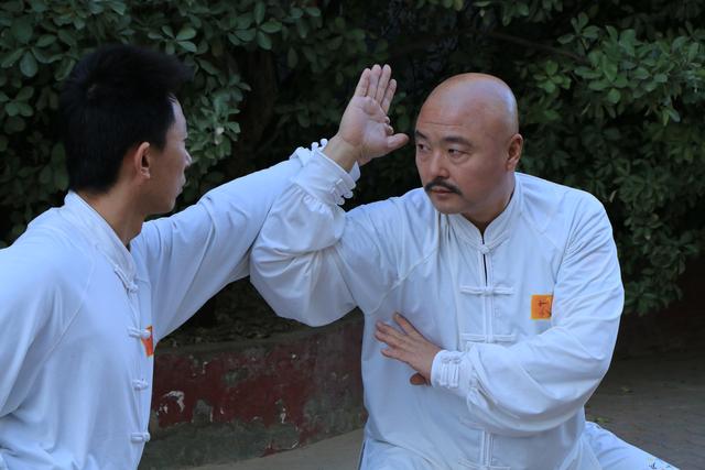 访厦门燕青拳师 中华武术被误解，访厦门燕青拳师（反正一辈子也达不到电视剧里的境界）