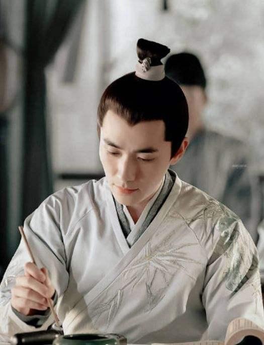 歌行体的特点有哪些，歌行体特点是什么（后世专家评价非常人语）