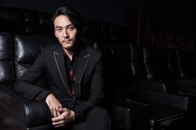 瞧这一家子大结局，瞧这一家子剧情介绍（顶着嘘声拼命、父亲去世才暴露身份）