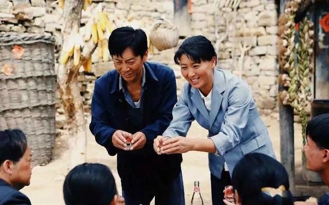 兰桐花开电视剧，兰桐花开电视剧剧情（《兰桐花开》央八首播）