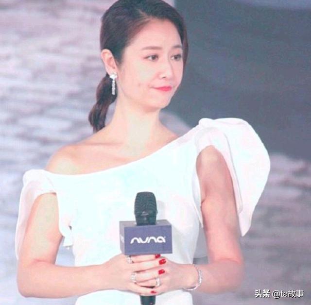 结婚四年，林心如首度正面回应离婚传闻：越安静的女人，越幸福
