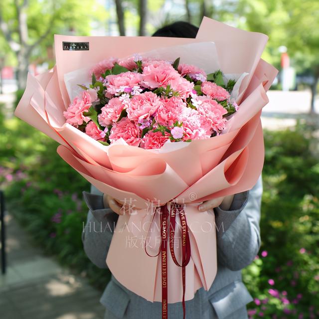向日葵香槟玫瑰花束什么意思，香槟玫瑰和向日葵花束的寓意