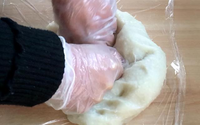 年糕怎么做好吃又简单，在家怎么做简单又好吃的年糕（学会过年给家人露一手）