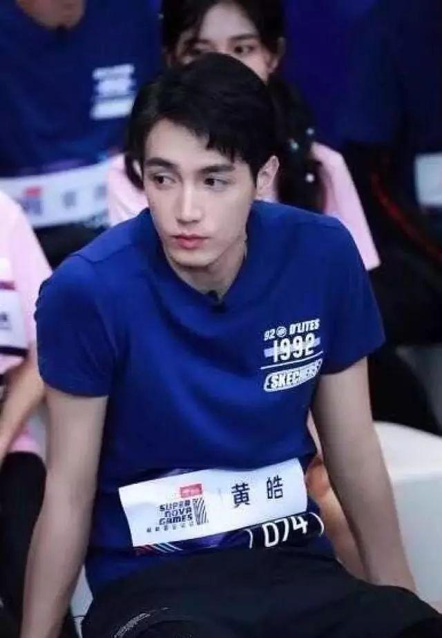 柯震东萧亚轩差几岁，年下恋是指相差几岁（前男友柯震东隔空祝福）