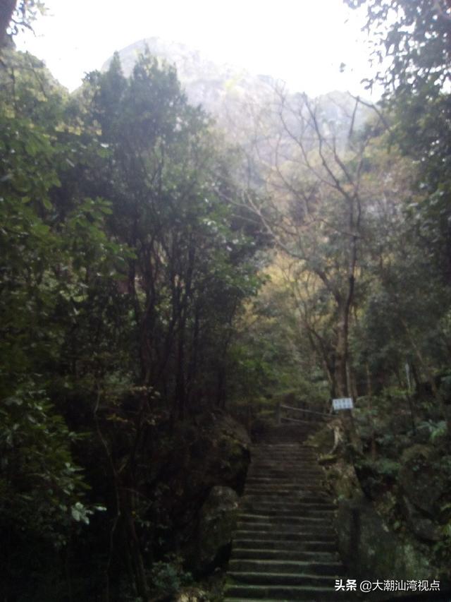 灵通山海拔多少米，漳州灵通山好玩（潮汕周边游：漳州灵通山）