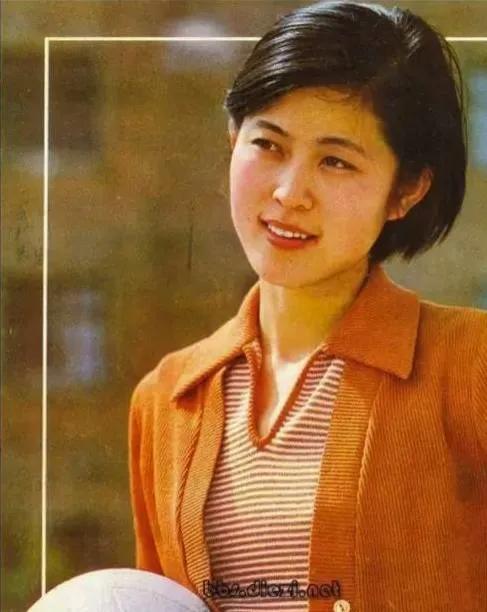 倪萍的故事：3婚两娃，与郭达最可惜，和陈凯歌同居4年丢失自尊