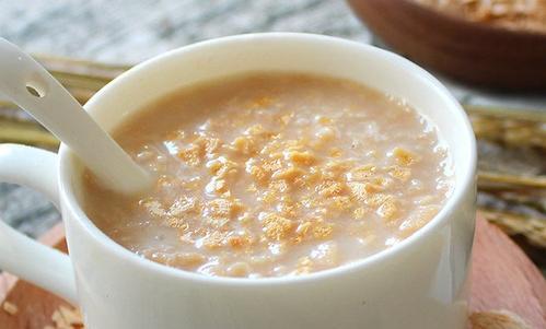 燕麦南瓜粥的做法，南瓜燕麦大米粥的做法（南瓜粥、燕麦粥、牛奶燕麦粥的简单做法）