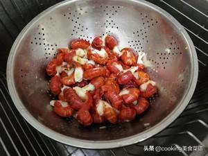 辣炒龙虾尾的做法，配上啤酒爽爆了