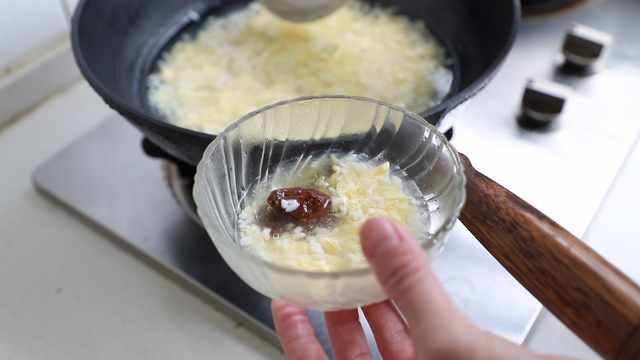 醪糟汤怎么做才好喝，醪糟鸡蛋汤这样做更营养