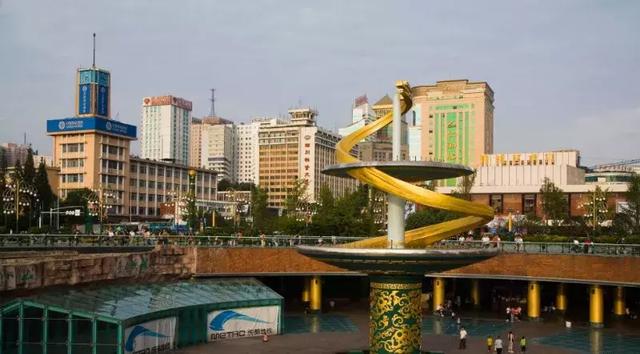 夜夜笙箫的意思是什么，夜夜笙箫是啥子意思（外地人眼中的成都）