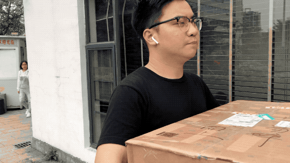 苹果耳机airpods一代测评，评测：看不出是新款