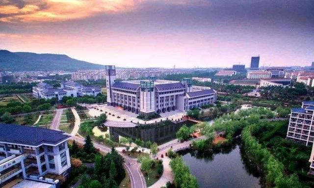 南京晓庄学院环境科学学院，南京晓庄学院有哪些专业和院系（南京这所高校很“委屈”）