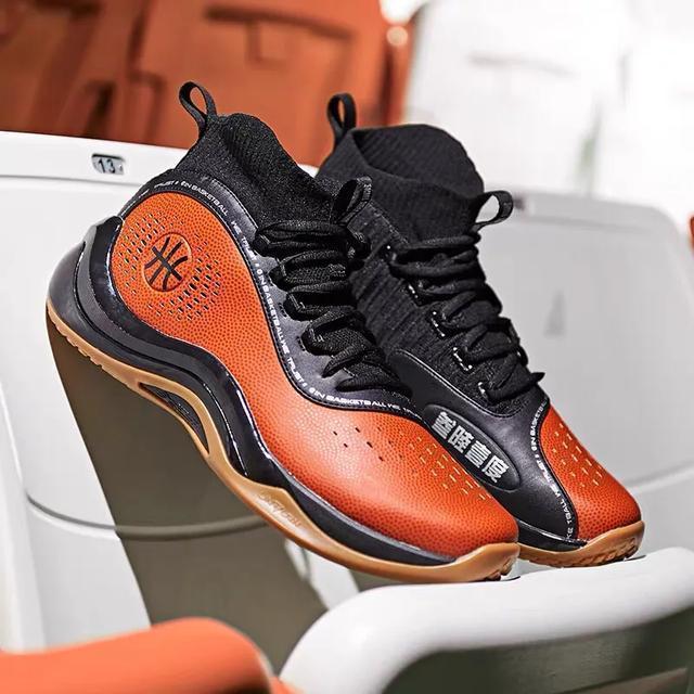 cba鞋子一般多少钱(8双国产实战篮球鞋) - 价格百科