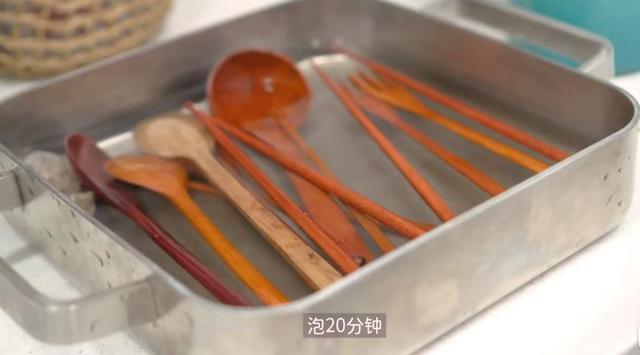 多效地板清洁片有毒吗，多效地板清洁片有腐蚀性吗（学会这5个清洁技巧）