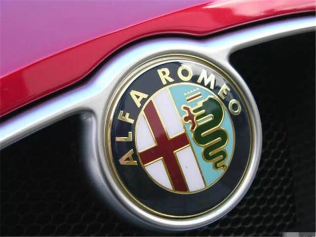 眼镜蛇的标志是什么车，蛇标是什么车跑车（知道一个就过及格线）