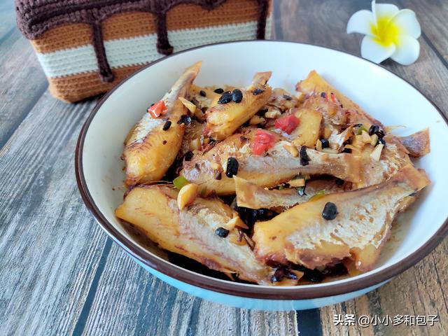 剥皮鱼怎么做才好吃，大剥皮鱼的家常做法（这样烧剥皮鱼干）