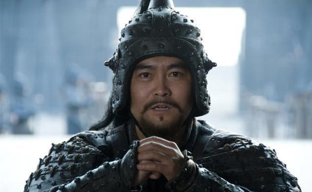 赤壁之战的故事，三国赤壁战役故事（刘备被曹操围攻孙权出手相救）