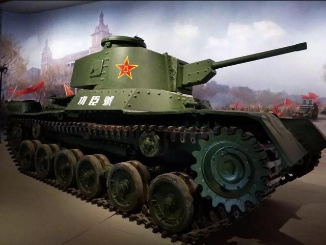 坦克是谁发明的，最早的坦克是谁发明的（见证中国装甲兵76载荣耀变迁）