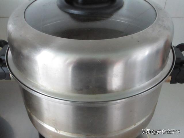 红白萝卜卤花生米怎么做，花生米青萝卜红萝卜腌制方法（自己动手做起来吧）