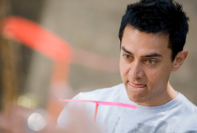 全球十大必看喜剧电影有哪些 世界好看的搞笑电影排名前十，全球十大必看喜剧电影有哪些（十大高分经典喜剧）