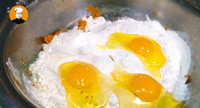 教你怎么样做红薯饼，红薯饼这样做真好吃